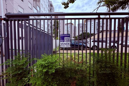 Placa de apartamento à venda com 2 quartos, 46m² em Jaguaré, São Paulo