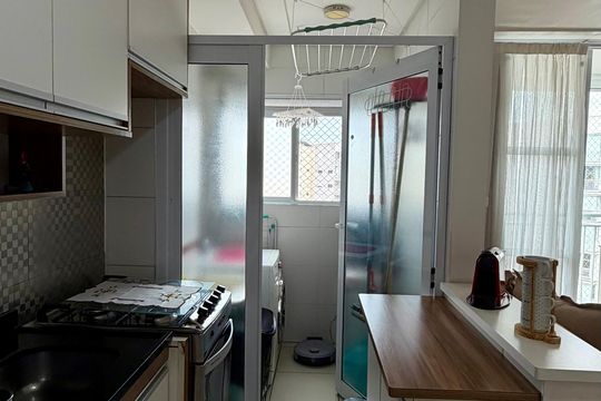 Cozinha e Área de Serviço de apartamento à venda com 2 quartos, 46m² em Jaguaré, São Paulo