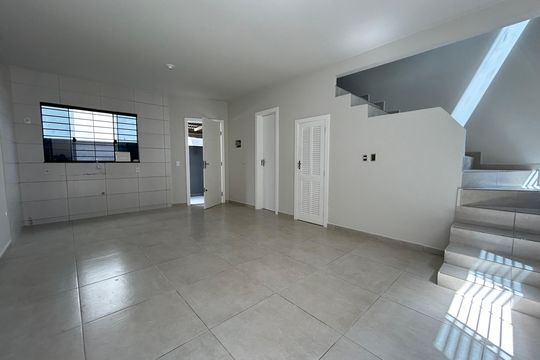 Sala de apartamento para alugar com 2 quartos, 60m² em São João do Rio Vermelho, Florianópolis