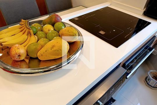 Apartamento para alugar com 2 quartos, 81m² em Paraíso, São Paulo