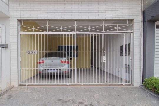 Fachada de casa para alugar com 1 quarto, 150m² em Rp12 (regiões de Planejamento), Mauá