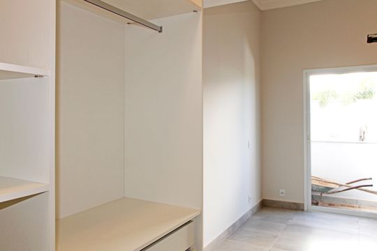 Semi-Suíte 4 de casa de condomínio para alugar com 5 quartos, 466m² em Marambaia, Vinhedo