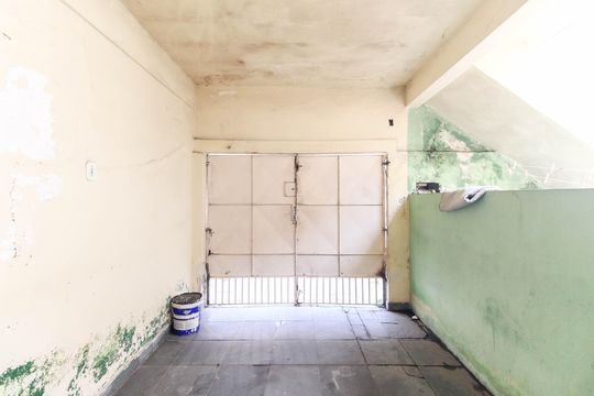 Garagem de casa para alugar com 2 quartos, 180m² em Parque Cruzeiro do Sul, São Paulo