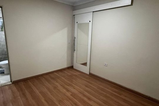 Suíte de casa à venda com 2 quartos, 125m² em Conjunto Habitacional A. E. Carvalho, São Paulo