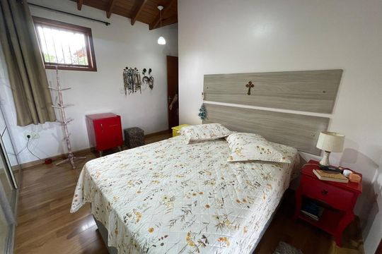 Casa à venda com 3 quartos, 212m² em Operário, Novo Hamburgo