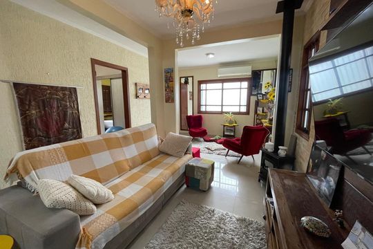 Casa à venda com 3 quartos, 212m² em Operário, Novo Hamburgo