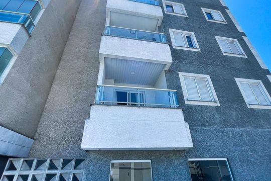 Fachada de apartamento para alugar com 2 quartos, 51m² em Jardim das Oliveiras, São Paulo