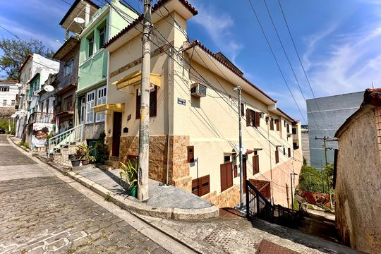 Apartamento à venda com 7 quartos, 266m² em Saúde, Rio de Janeiro