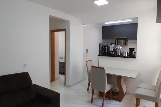 Sala de apartamento para alugar com 2 quartos, 52m² em Estância Guatambu, Itaquaquecetuba