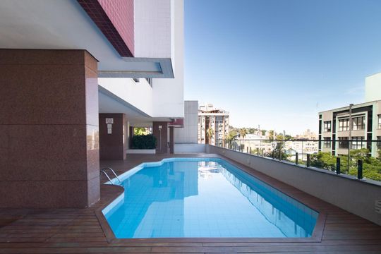 Área comum - Piscina de apartamento para alugar com 3 quartos, 96m² em Menino Deus, Porto Alegre