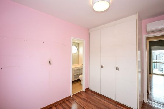 Suíte 2 de apartamento à venda com 3 quartos, 173m² em Panamby, São Paulo