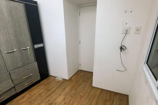Quarto de apartamento à venda com 2 quartos, 32m² em Vila Carmosina, São Paulo