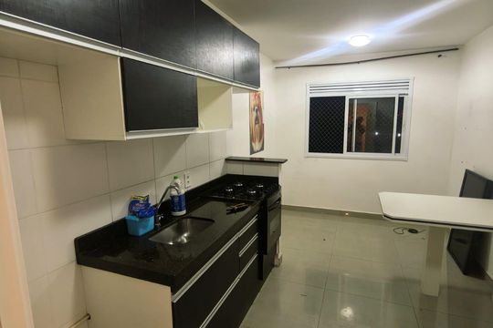Cozinha de apartamento à venda com 2 quartos, 32m² em Vila Carmosina, São Paulo