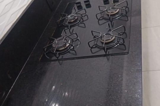 Cozinha de apartamento para alugar com 1 quarto, 42m² em Guaratiba, Rio de Janeiro
