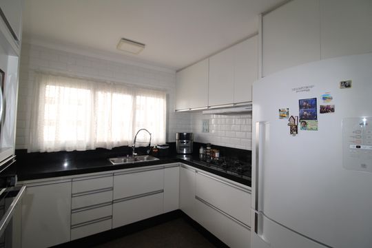 Cozinha de apartamento à venda com 3 quartos, 164m² em Água Fria, São Paulo