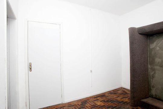 Sala de apartamento à venda com 2 quartos, 48m² em Cidade Baixa, Porto Alegre