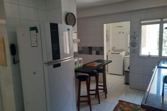 Cozinha de apartamento à venda com 3 quartos, 111m² em Vila Olímpia, São Paulo