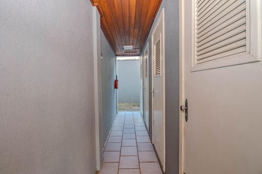 Depósito de apartamento à venda com 3 quartos, 170m² em Passo D’areia, Porto Alegre