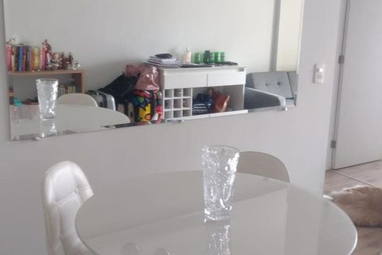 Sala de apartamento à venda com 2 quartos, 57m² em Parada Inglesa, São Paulo