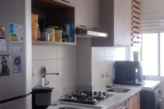 Cozinha de apartamento à venda com 2 quartos, 57m² em Parada Inglesa, São Paulo