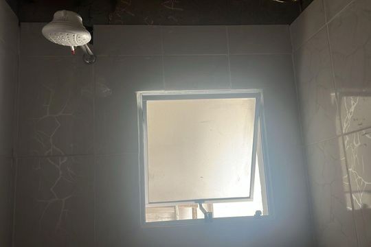 Banheiro de casa para alugar com 1 quarto, 60m² em Jardim Bela Vista, Mauá