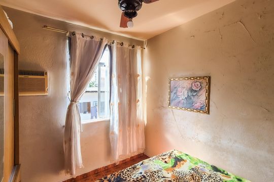 Quarto  de apartamento à venda com 1 quarto, 35m² em Irajá, Rio de Janeiro