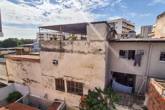 Vista Quarto  de apartamento à venda com 1 quarto, 35m² em Irajá, Rio de Janeiro