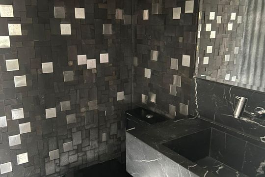 Banheiro de apartamento à venda com 3 quartos, 130m² em Cidade Monções, São Paulo