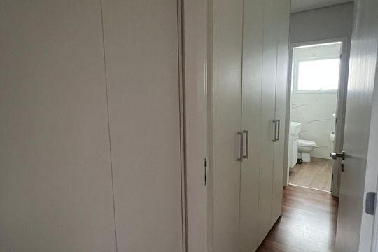 Corredor de apartamento à venda com 3 quartos, 130m² em Cidade Monções, São Paulo