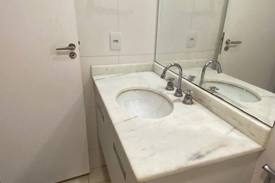 Banheiro de apartamento à venda com 3 quartos, 110m² em Recreio dos Bandeirantes, Rio de Janeiro