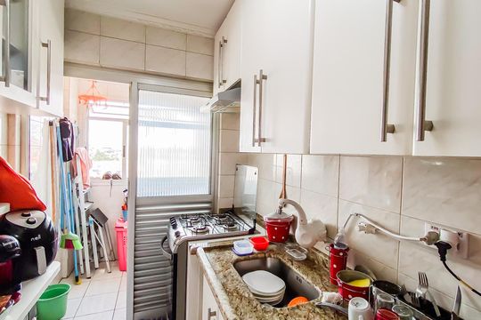 Cozinha de apartamento para alugar com 2 quartos, 56m² em Vila Lais, São Paulo