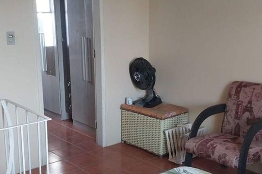 Quarto 1 de casa de condomínio à venda com 2 quartos, 60m² em Costa E Silva, Porto Alegre