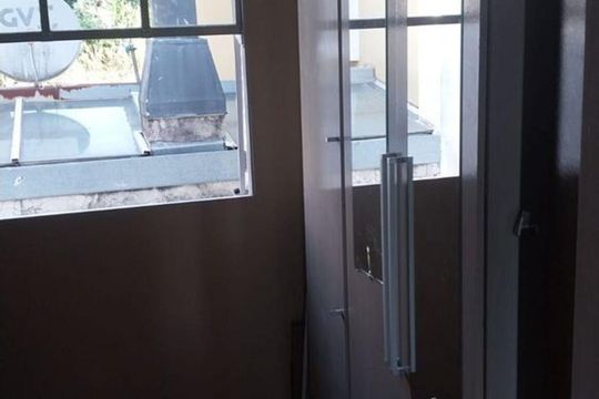 Quarto 2 de casa de condomínio à venda com 2 quartos, 60m² em Costa E Silva, Porto Alegre