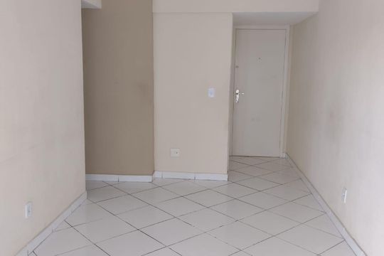 Sala de apartamento para alugar com 2 quartos, 64m² em Barro Vermelho, São Gonçalo