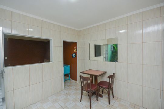 Cozinha de casa para alugar com 1 quarto, 52m² em Jardim Rosa Maria, São Paulo