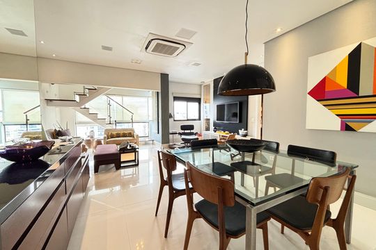 Sala de apartamento à venda com 3 quartos, 215m² em Moema, São Paulo