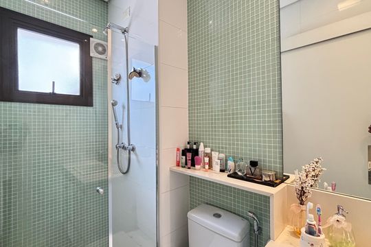 Banheiro da Suíte 1 de apartamento à venda com 3 quartos, 215m² em Moema, São Paulo