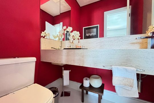 Lavabo de apartamento à venda com 3 quartos, 215m² em Moema, São Paulo