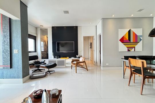 Sala de apartamento à venda com 3 quartos, 215m² em Moema, São Paulo