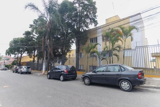 Fachada do Prédio de apartamento à venda com 2 quartos, 42m² em Vila Carmosina, São Paulo