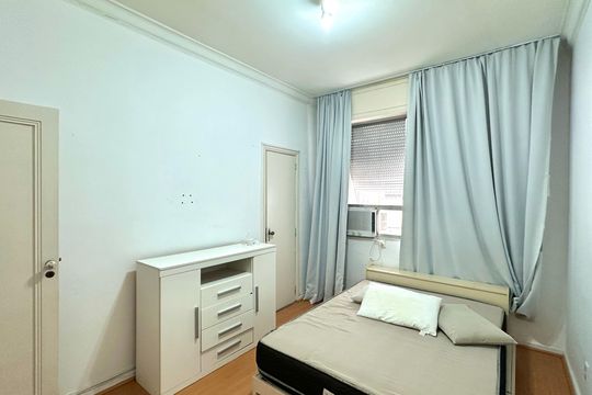 Apartamento para alugar com 3 quartos, 125m² em Copacabana, Rio de Janeiro