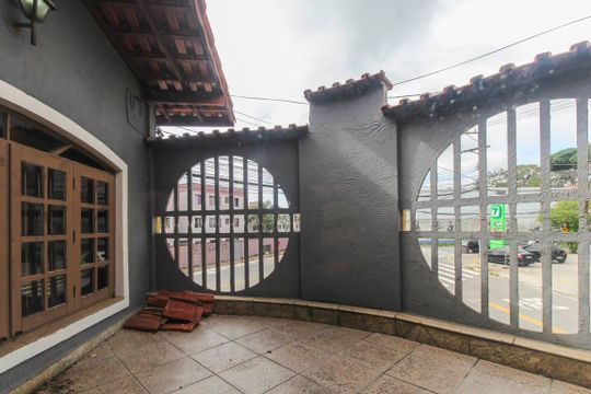 Hall de entrada de casa para alugar com 3 quartos, 230m² em Cidade Satelite Santa Barbara, São Paulo
