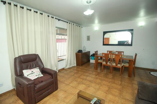 Sala de casa para alugar com 3 quartos, 265m² em Jardim Guarará, Santo André