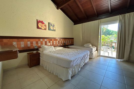Quarto 1 de casa de condomínio para alugar com 2 quartos, 120m² em Barra da Lagoa, Florianópolis
