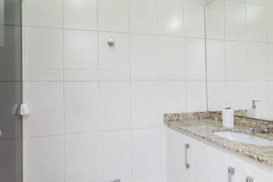 Banheiro 1 de apartamento à venda com 2 quartos, 179m² em Teresópolis, Porto Alegre