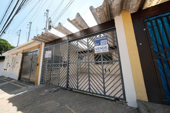 Fachada de casa à venda com 4 quartos, 240m² em Cidade Patriarca, São Paulo