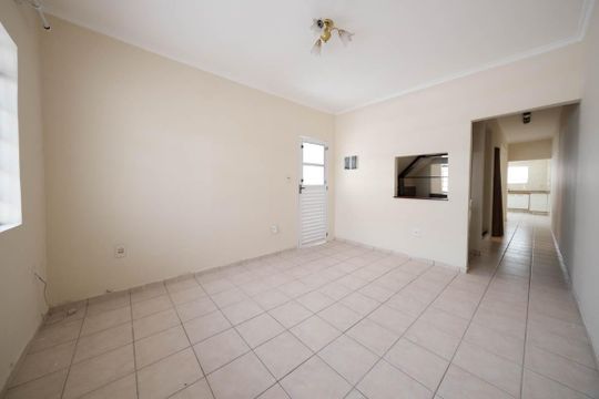 Sala de casa à venda com 4 quartos, 240m² em Cidade Patriarca, São Paulo