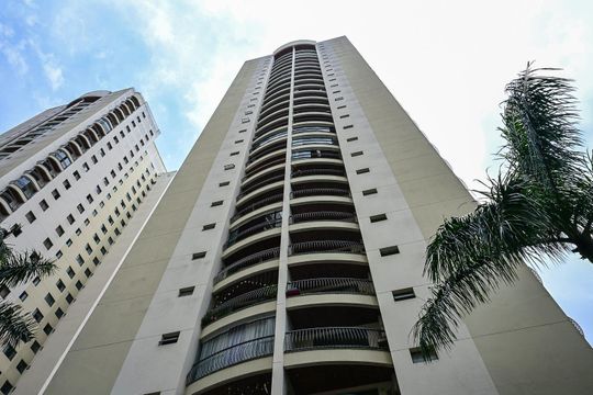Fachada de apartamento à venda com 3 quartos, 220m² em Chácara Agrindus, Taboão da Serra