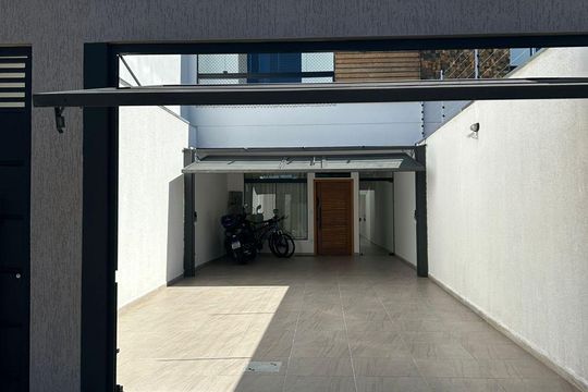 Casa à venda com 4 quartos, 250m² em Paraíso, Santo André