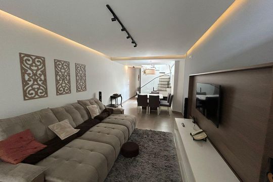 Casa à venda com 4 quartos, 250m² em Paraíso, Santo André